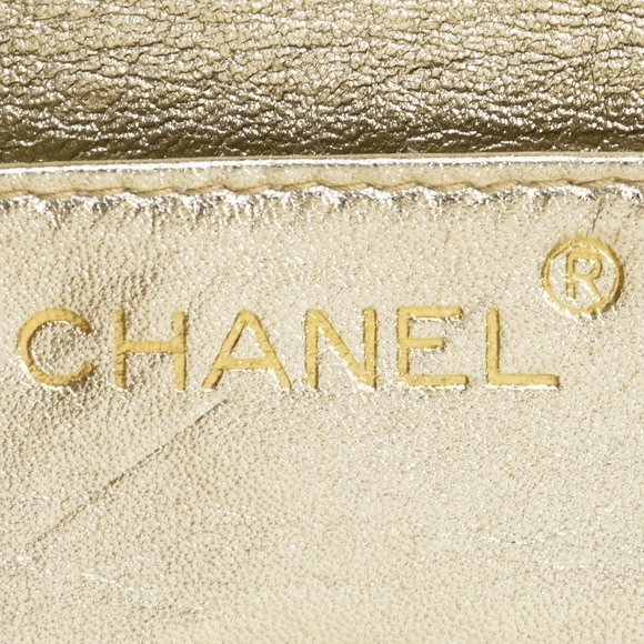 Chanel Vintage Mini CC Lucite Chain Clutch - Picture 8 of 9